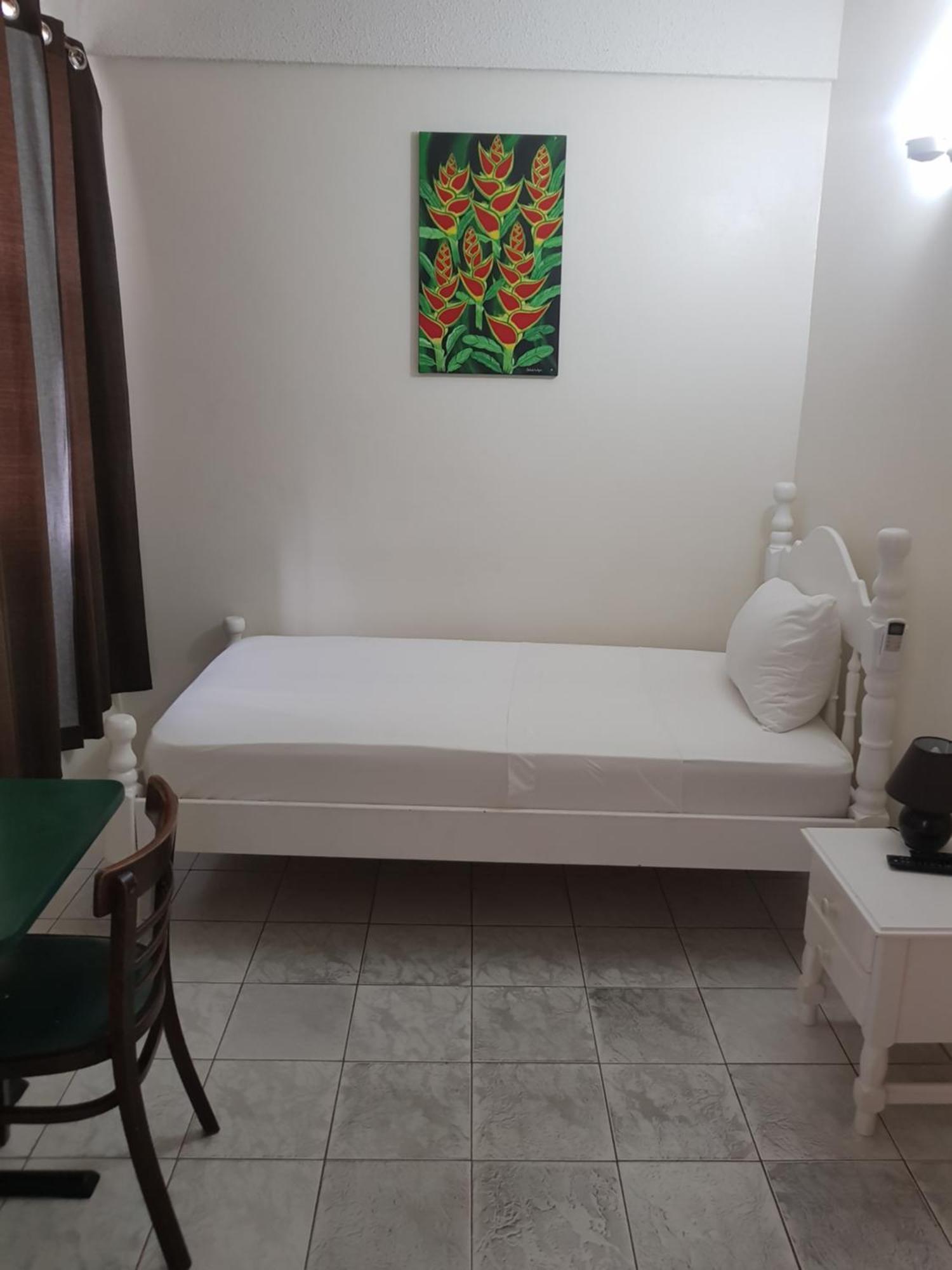 St. James Guesthouse Розо Экстерьер фото